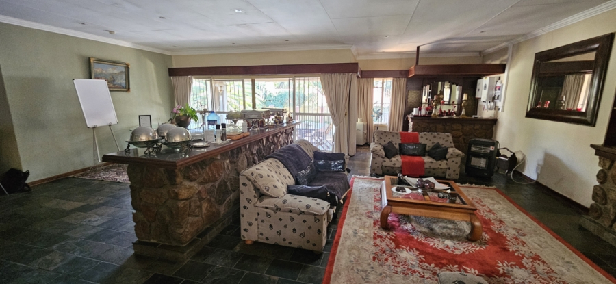 9 Bedroom Property for Sale in Morning Hill Gauteng