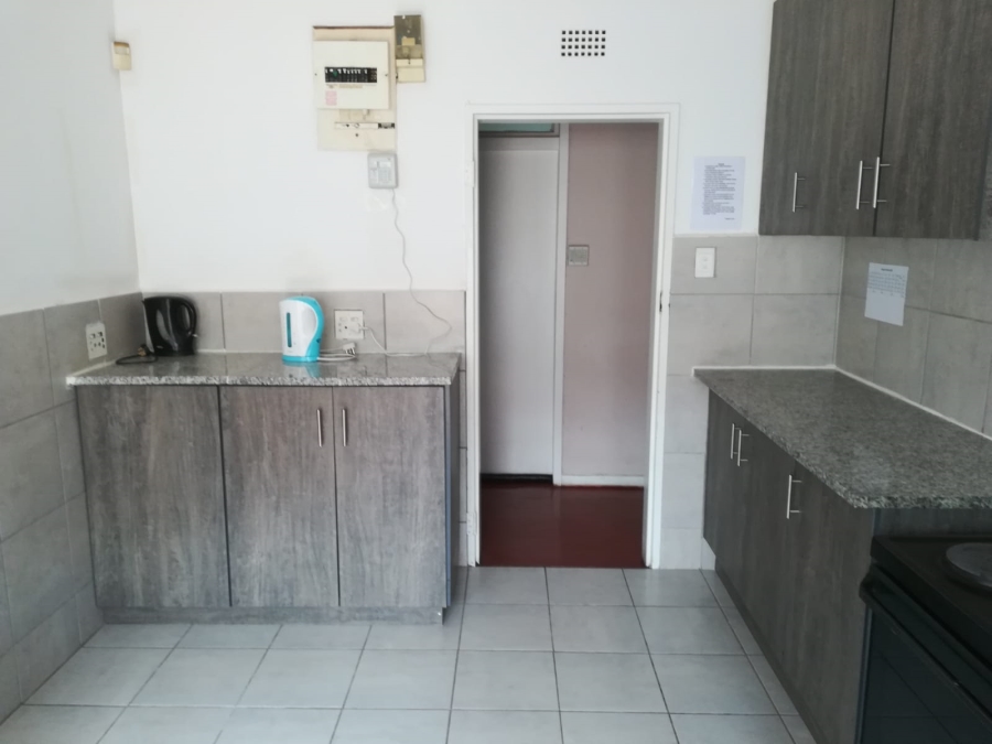 5 Bedroom Property for Sale in Orange Grove Gauteng