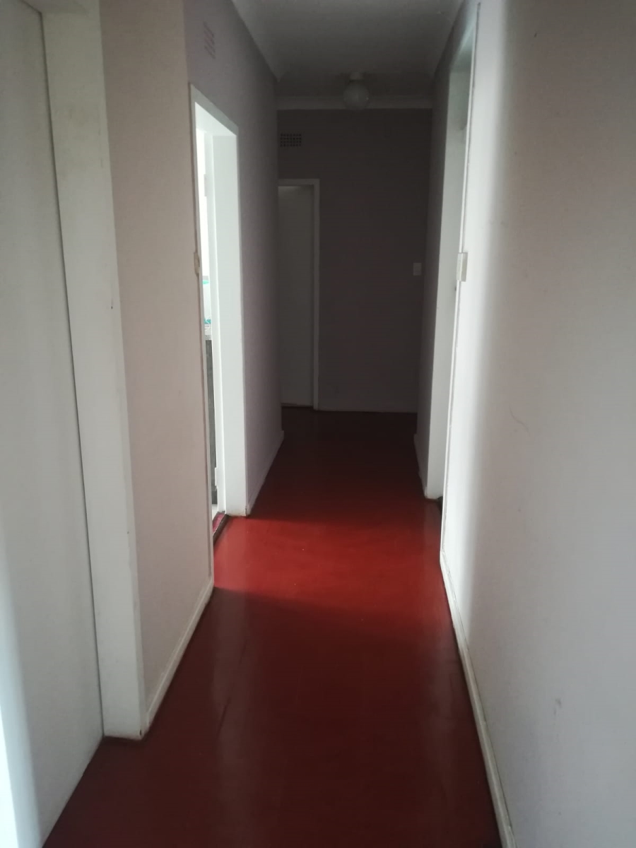 5 Bedroom Property for Sale in Orange Grove Gauteng
