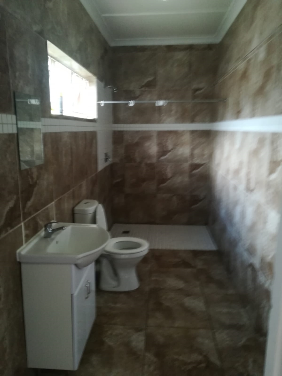 5 Bedroom Property for Sale in Orange Grove Gauteng