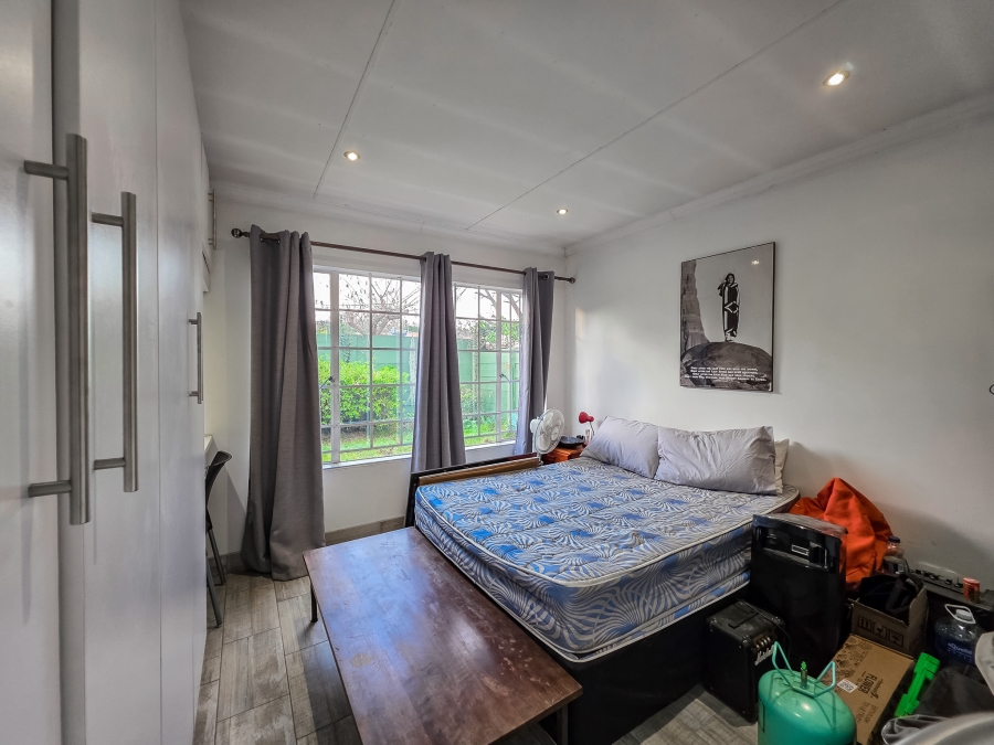2 Bedroom Property for Sale in Gezina Gauteng