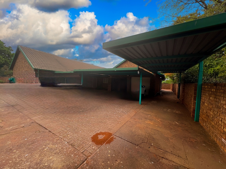 3 Bedroom Property for Sale in Theresa Park Gauteng