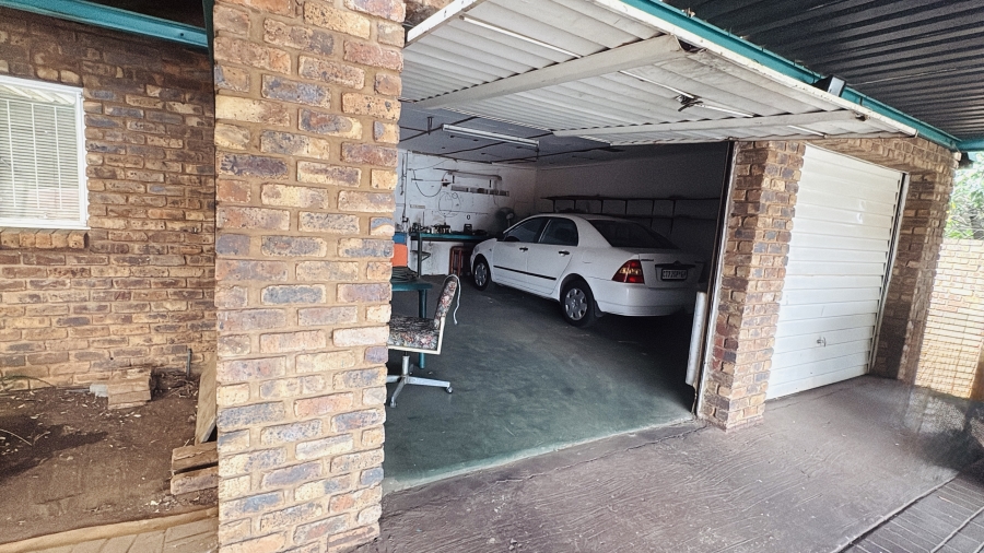 3 Bedroom Property for Sale in Theresa Park Gauteng