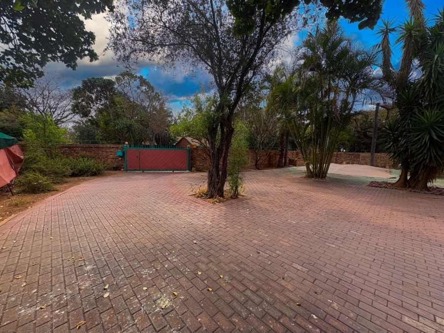 3 Bedroom Property for Sale in Theresa Park Gauteng