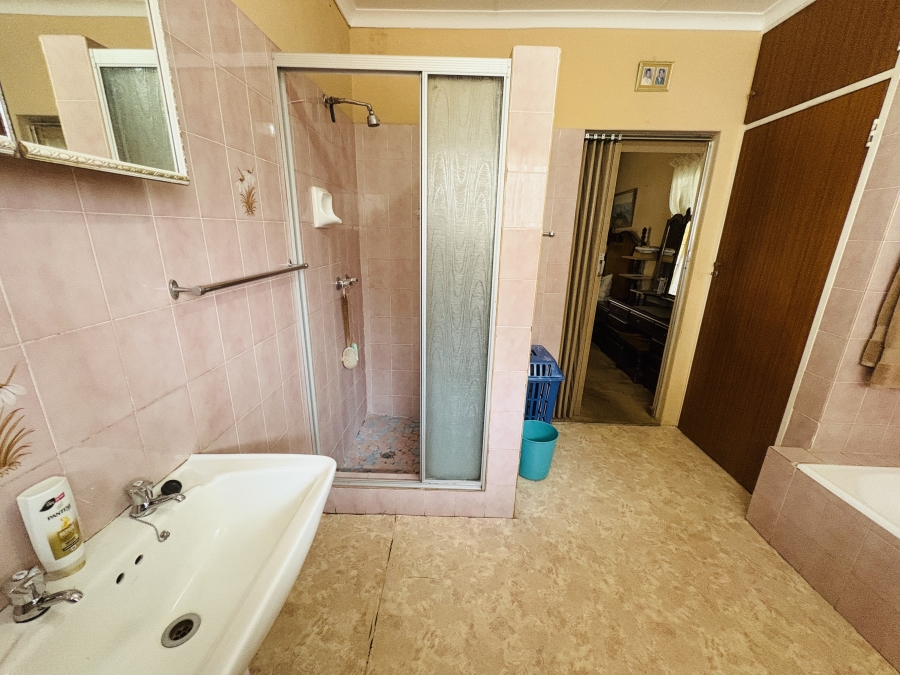 3 Bedroom Property for Sale in Theresa Park Gauteng