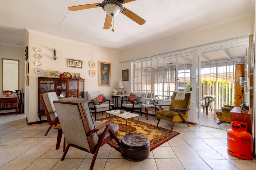 2 Bedroom Property for Sale in Helderkruin Gauteng
