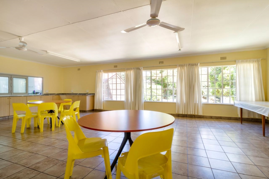 2 Bedroom Property for Sale in Helderkruin Gauteng