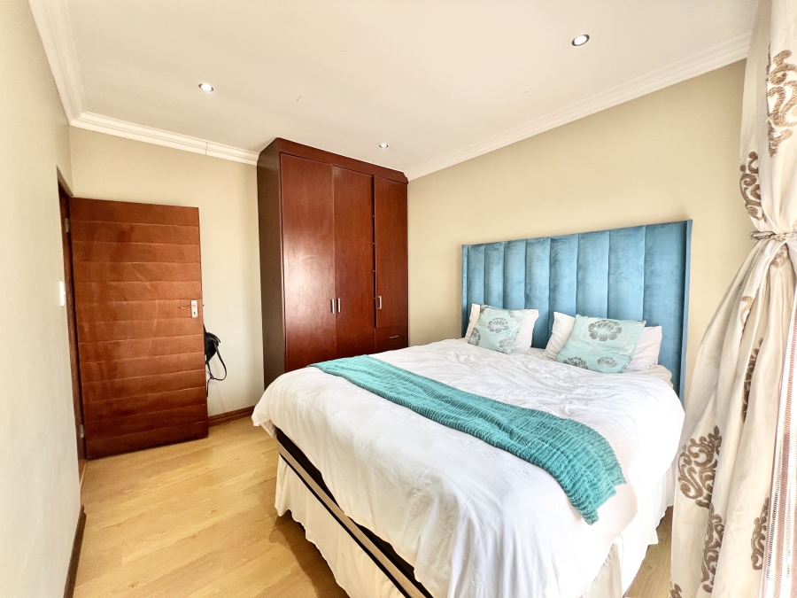 3 Bedroom Property for Sale in Thatchfield Estate Gauteng
