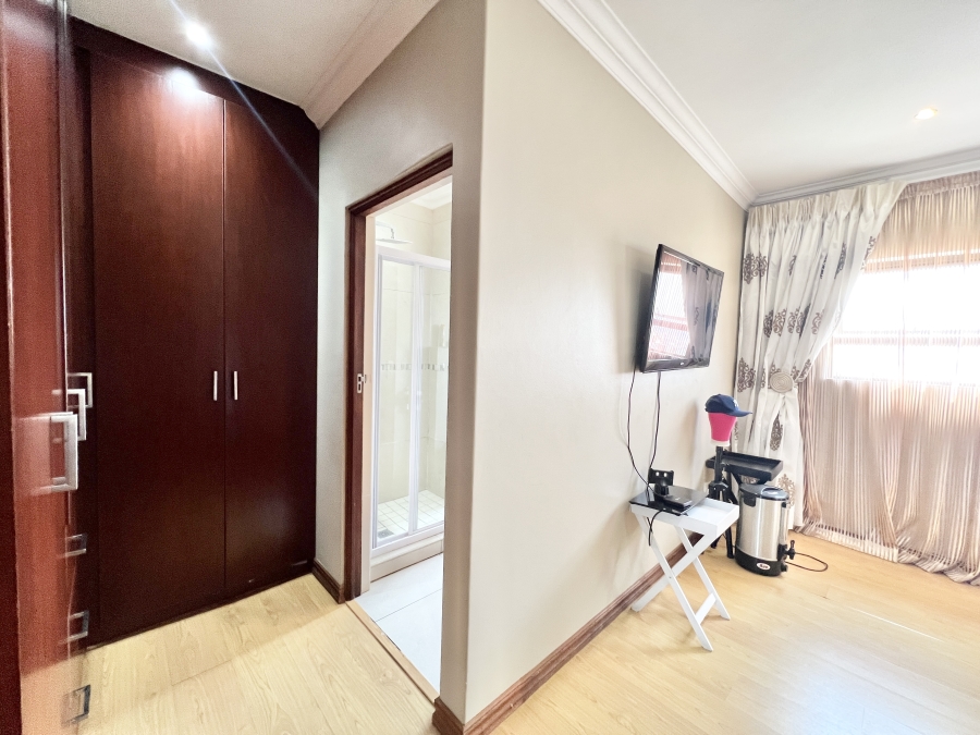3 Bedroom Property for Sale in Thatchfield Estate Gauteng