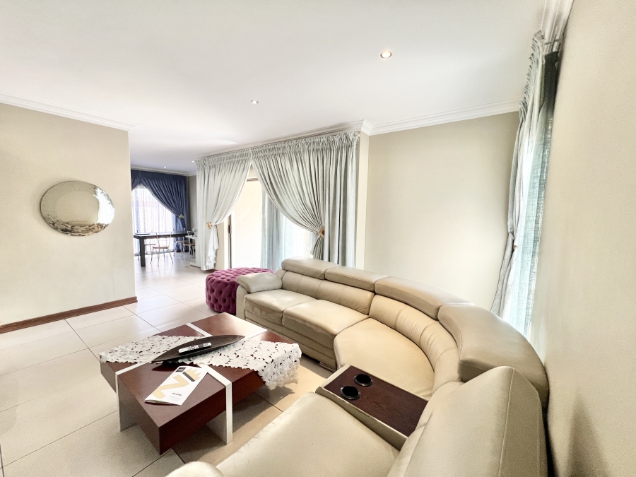 3 Bedroom Property for Sale in Thatchfield Estate Gauteng