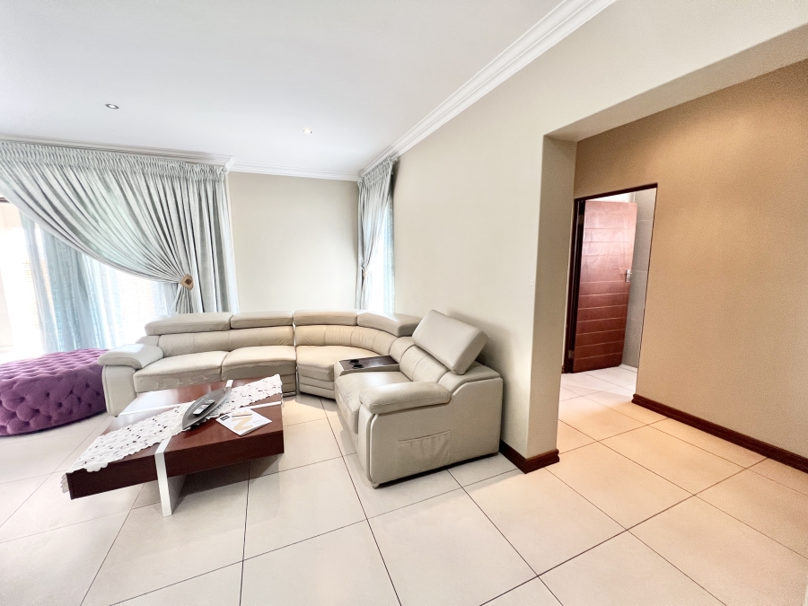 3 Bedroom Property for Sale in Thatchfield Estate Gauteng