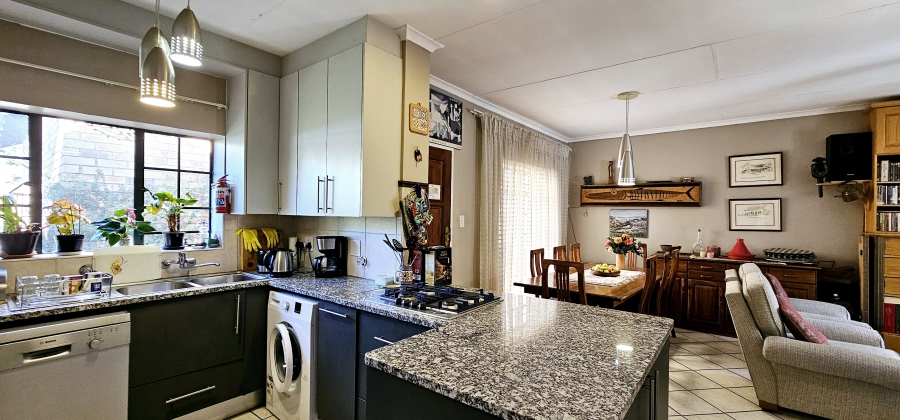 2 Bedroom Property for Sale in Equestria Gauteng