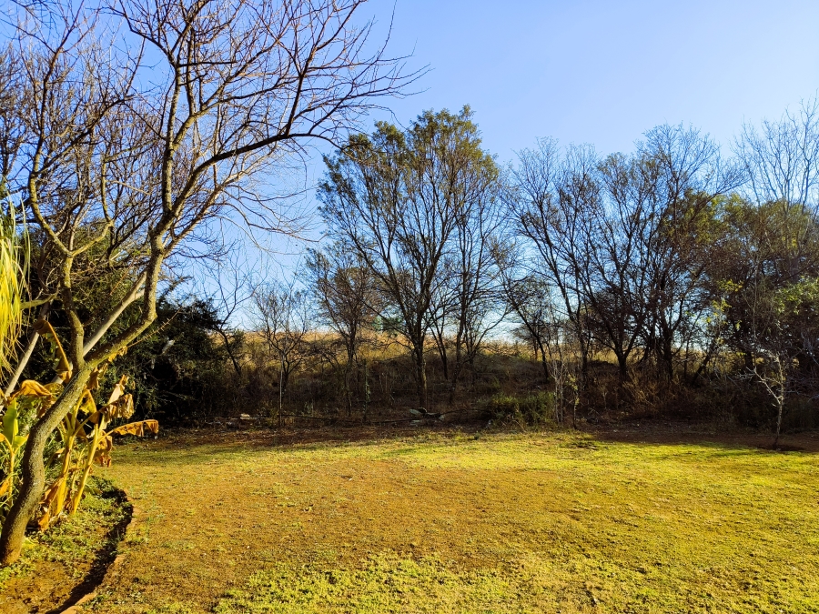 7 Bedroom Property for Sale in Bashewa A H Gauteng
