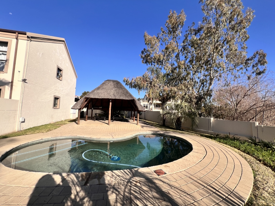 3 Bedroom Property for Sale in Sunninghill Gauteng