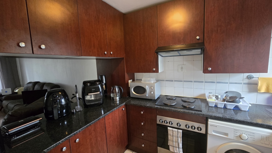 To Let 2 Bedroom Property for Rent in Sunninghill Gauteng