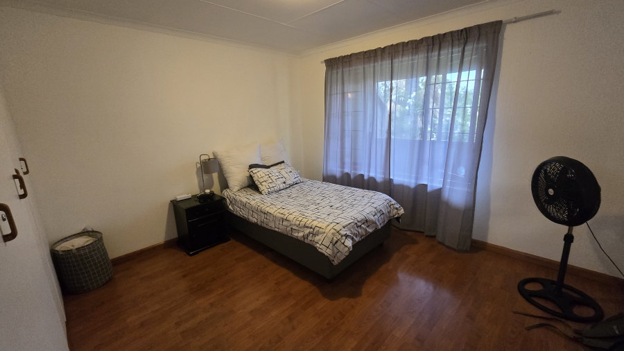 To Let 2 Bedroom Property for Rent in Sunninghill Gauteng