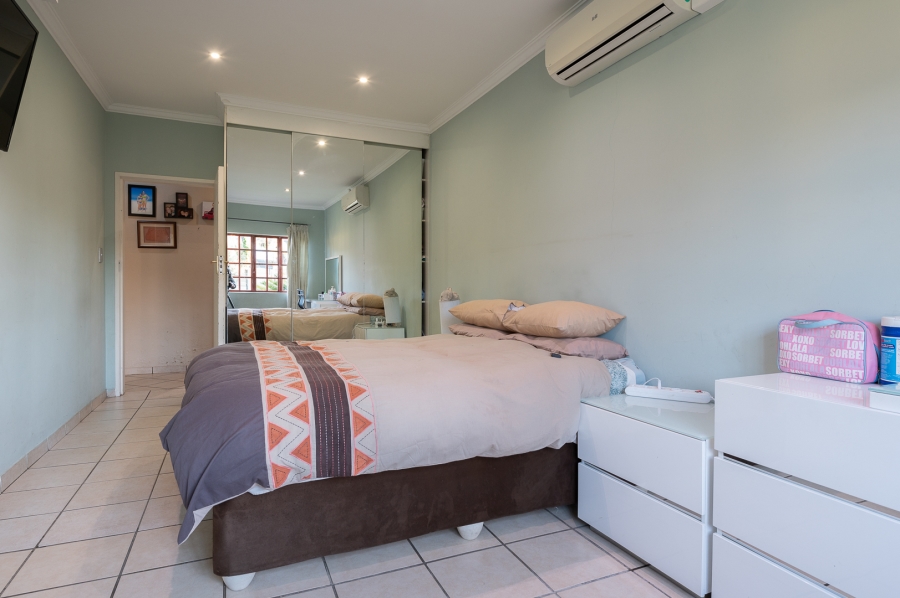 5 Bedroom Property for Sale in Brackenhurst Gauteng