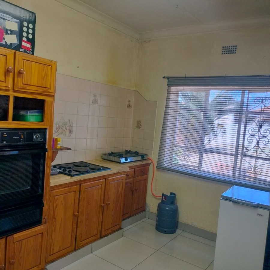 To Let 3 Bedroom Property for Rent in Roseacre Gauteng