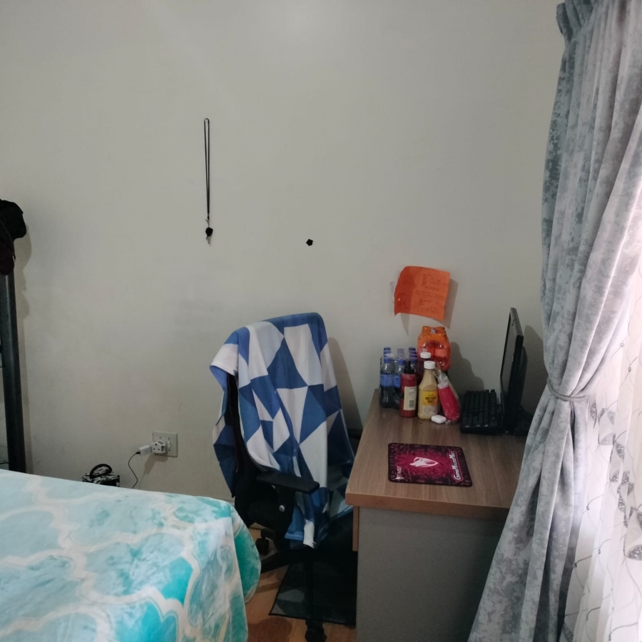 To Let 3 Bedroom Property for Rent in Roseacre Gauteng