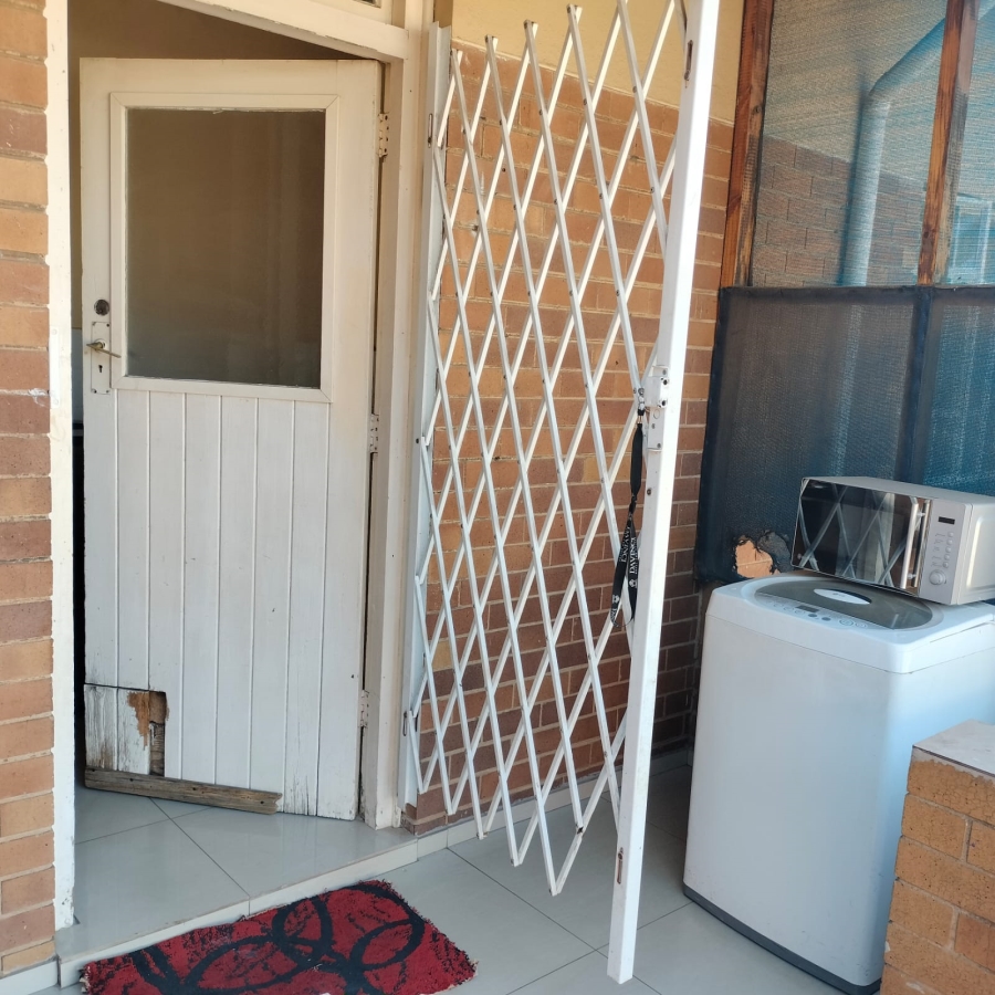 To Let 3 Bedroom Property for Rent in Roseacre Gauteng