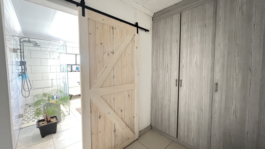 3 Bedroom Property for Sale in Hekpoort Gauteng
