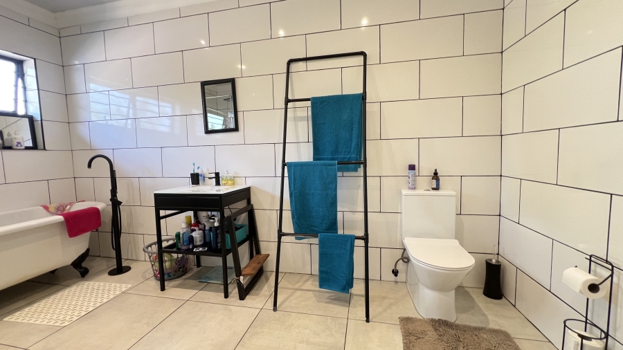 3 Bedroom Property for Sale in Hekpoort Gauteng