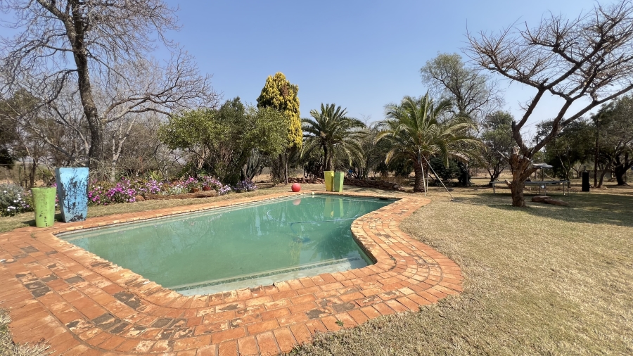 3 Bedroom Property for Sale in Hekpoort Gauteng