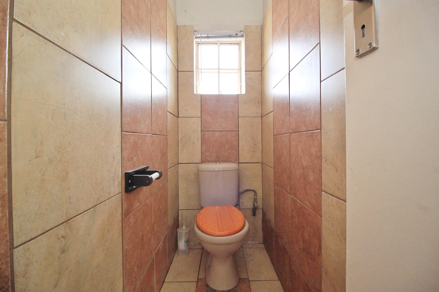 To Let 4 Bedroom Property for Rent in Sunnyridge Gauteng