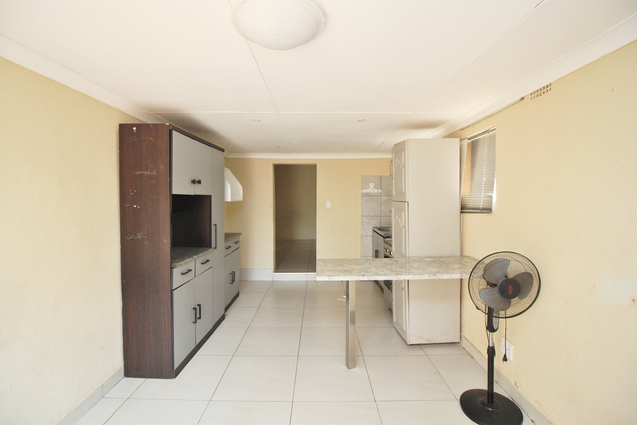 To Let 4 Bedroom Property for Rent in Sunnyridge Gauteng