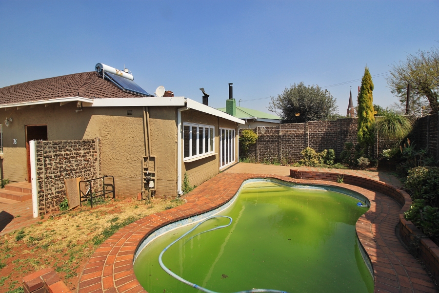To Let 4 Bedroom Property for Rent in Sunnyridge Gauteng