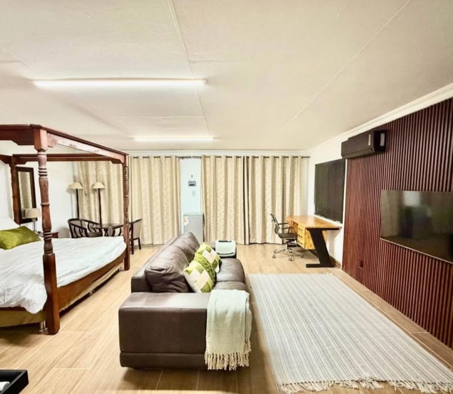 To Let 1 Bedroom Property for Rent in Glen Austin Gauteng