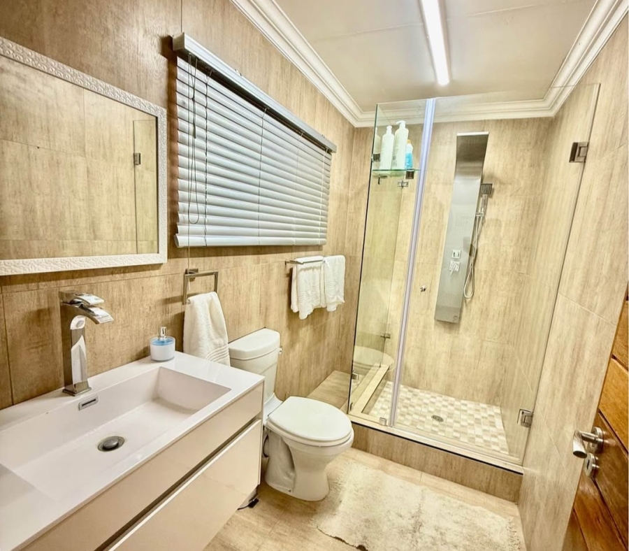 To Let 1 Bedroom Property for Rent in Glen Austin Gauteng