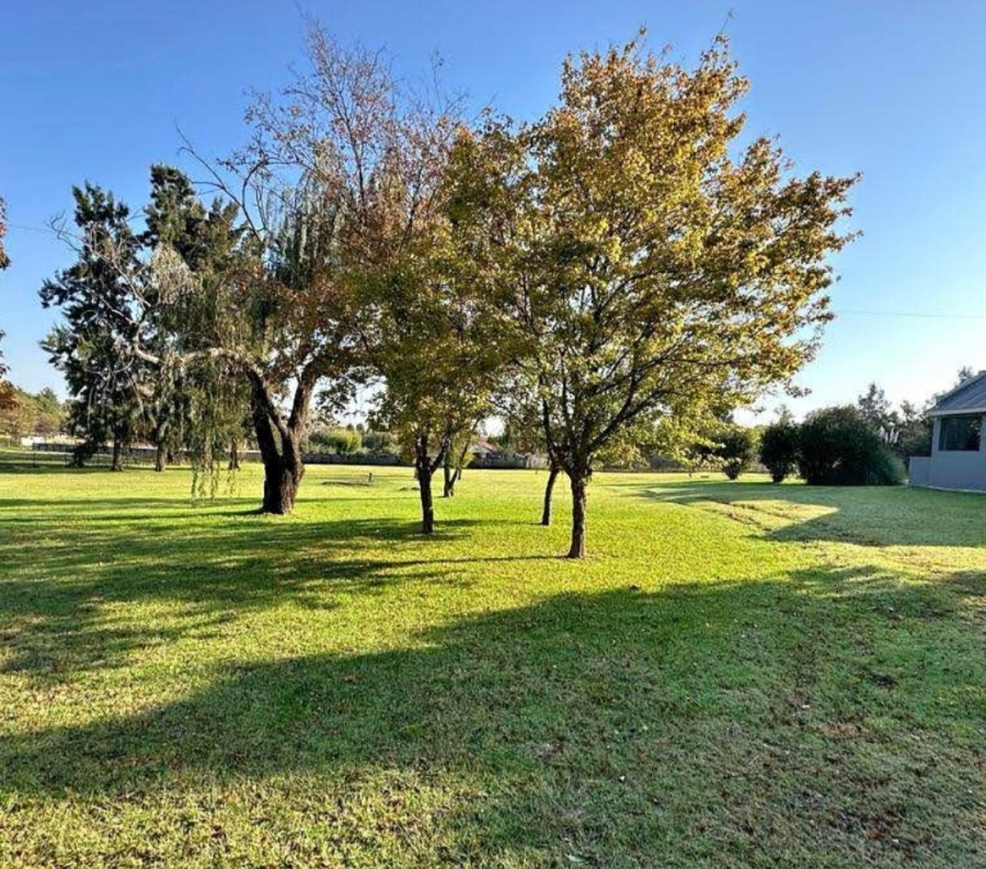 To Let 1 Bedroom Property for Rent in Glen Austin Gauteng