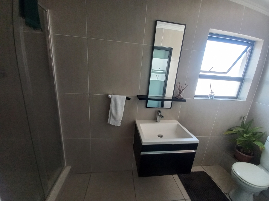 2 Bedroom Property for Sale in Greenstone Hill Gauteng
