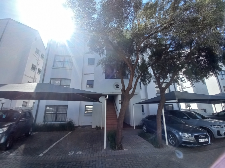 2 Bedroom Property for Sale in Greenstone Hill Gauteng