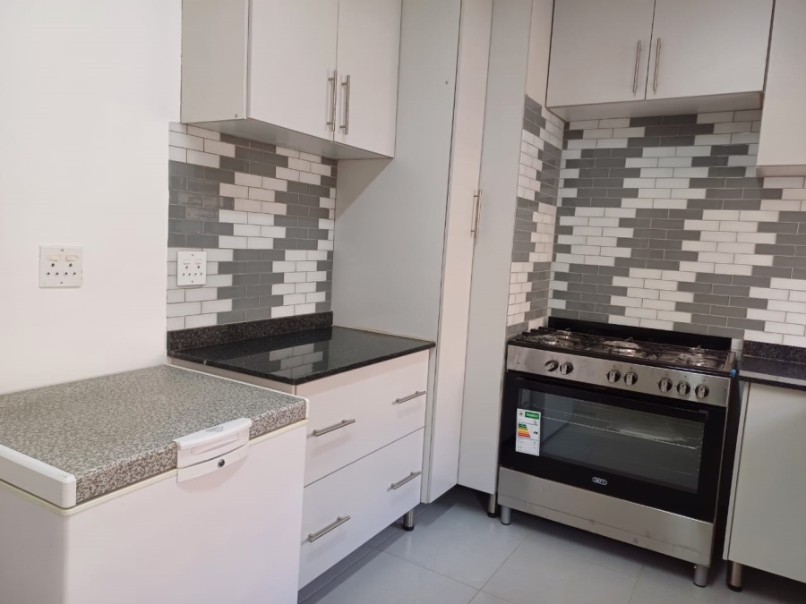 To Let 4 Bedroom Property for Rent in Edenvale Central Gauteng
