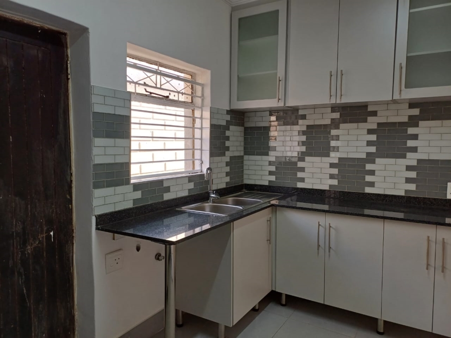 To Let 4 Bedroom Property for Rent in Edenvale Central Gauteng