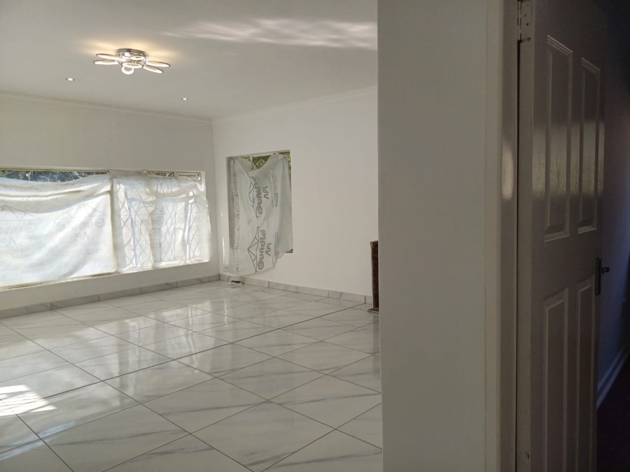 To Let 4 Bedroom Property for Rent in Edenvale Central Gauteng