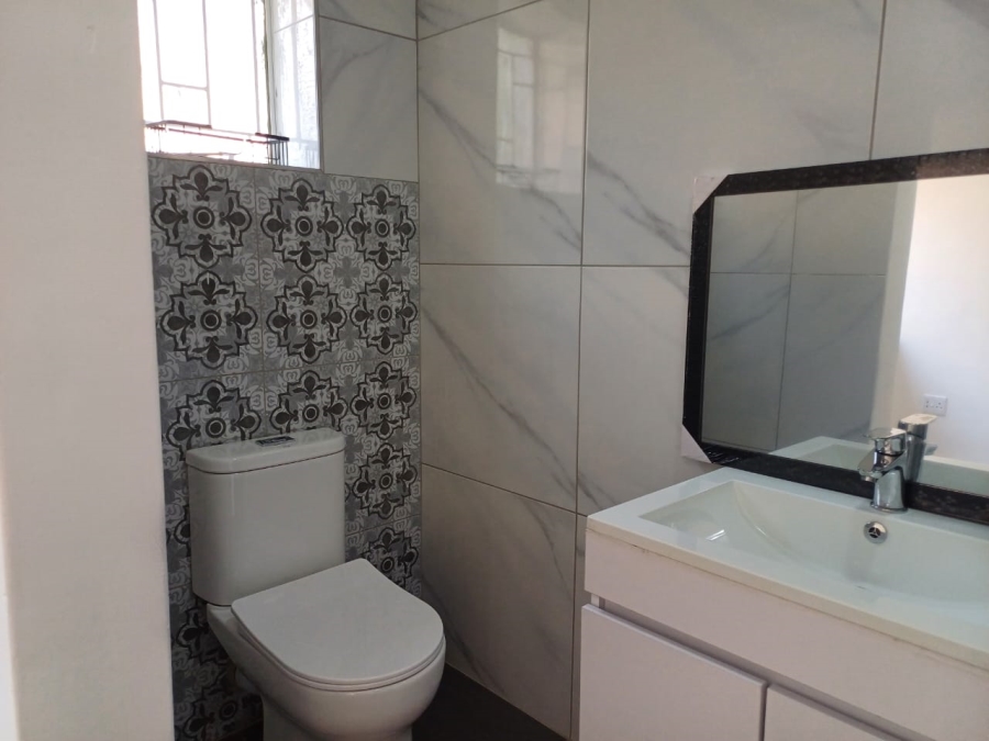 To Let 4 Bedroom Property for Rent in Edenvale Central Gauteng
