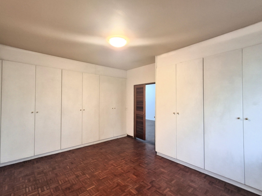 1 Bedroom Property for Sale in Craighall Park Gauteng