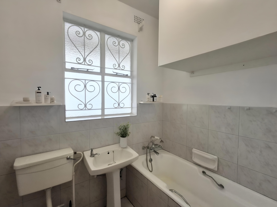 1 Bedroom Property for Sale in Craighall Park Gauteng