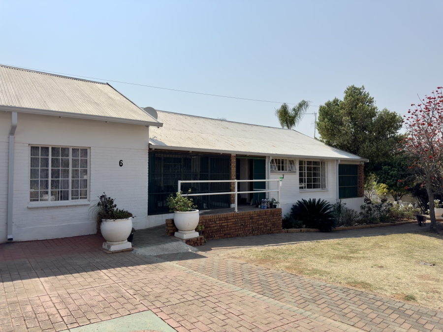 7 Bedroom Property for Sale in Cullinan Gauteng