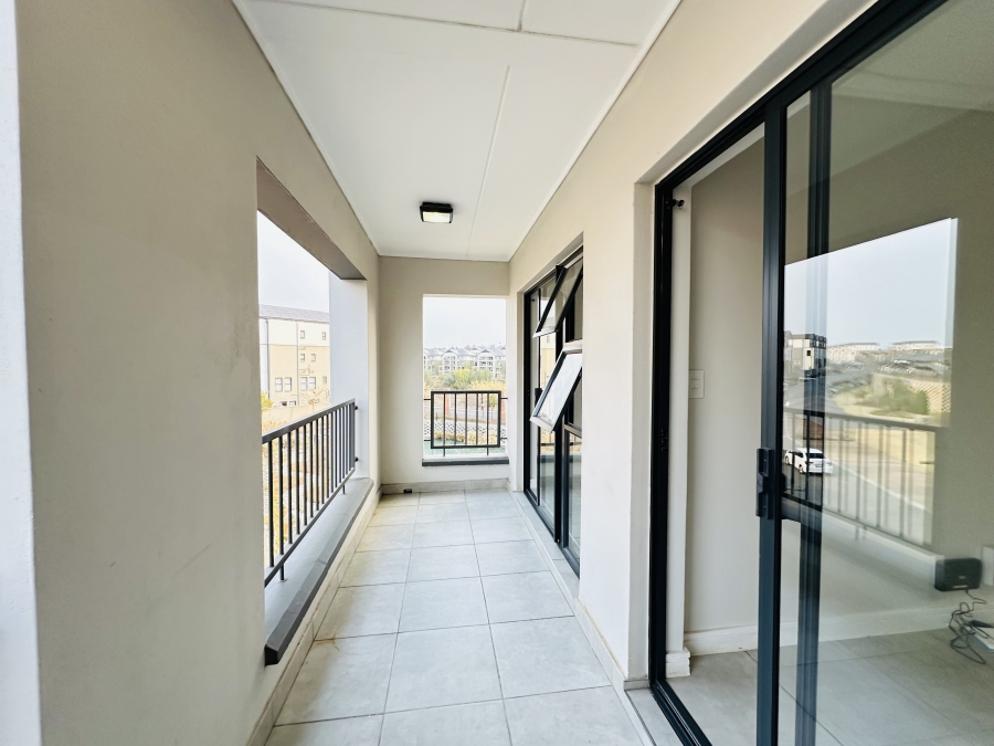 To Let 1 Bedroom Property for Rent in Waterfall Gauteng