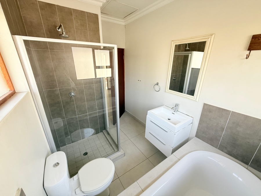 3 Bedroom Property for Sale in Olympus AH Gauteng