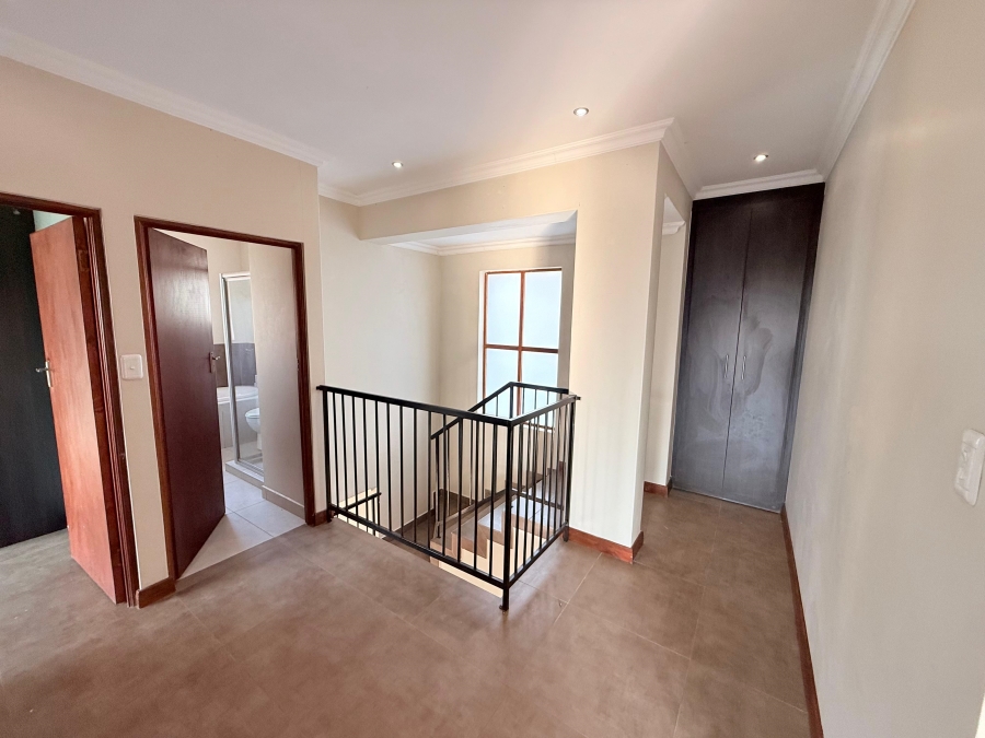 3 Bedroom Property for Sale in Olympus AH Gauteng