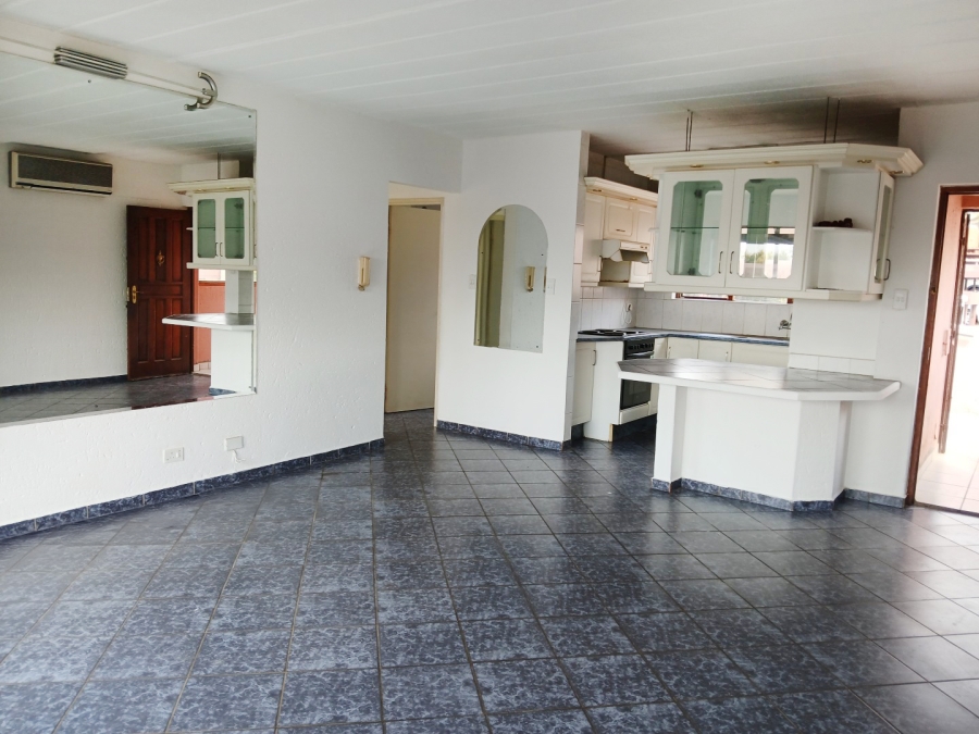 2 Bedroom Property for Sale in Little Falls Gauteng