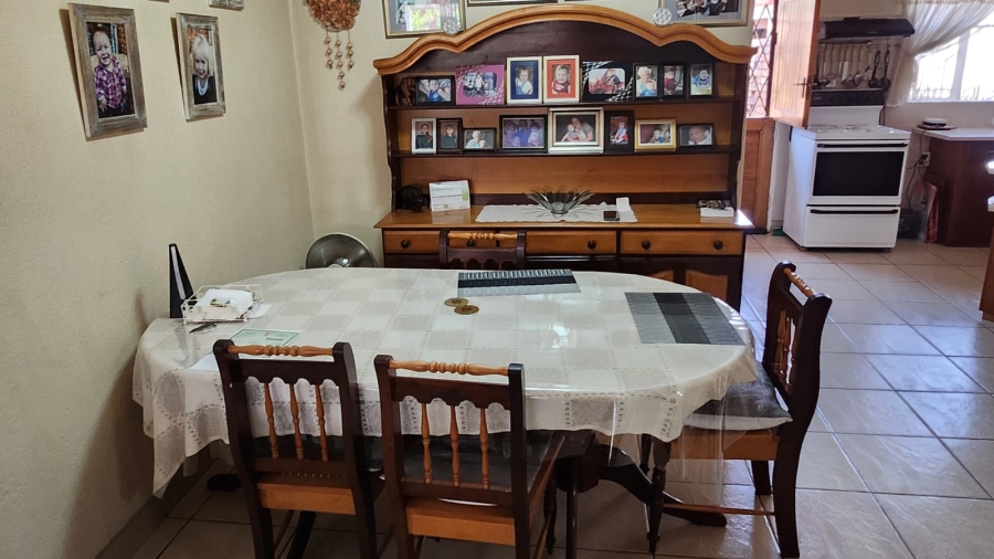 3 Bedroom Property for Sale in Rooihuiskraal Gauteng