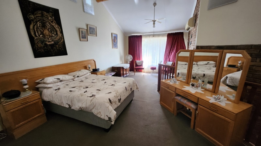 3 Bedroom Property for Sale in Rooihuiskraal Gauteng