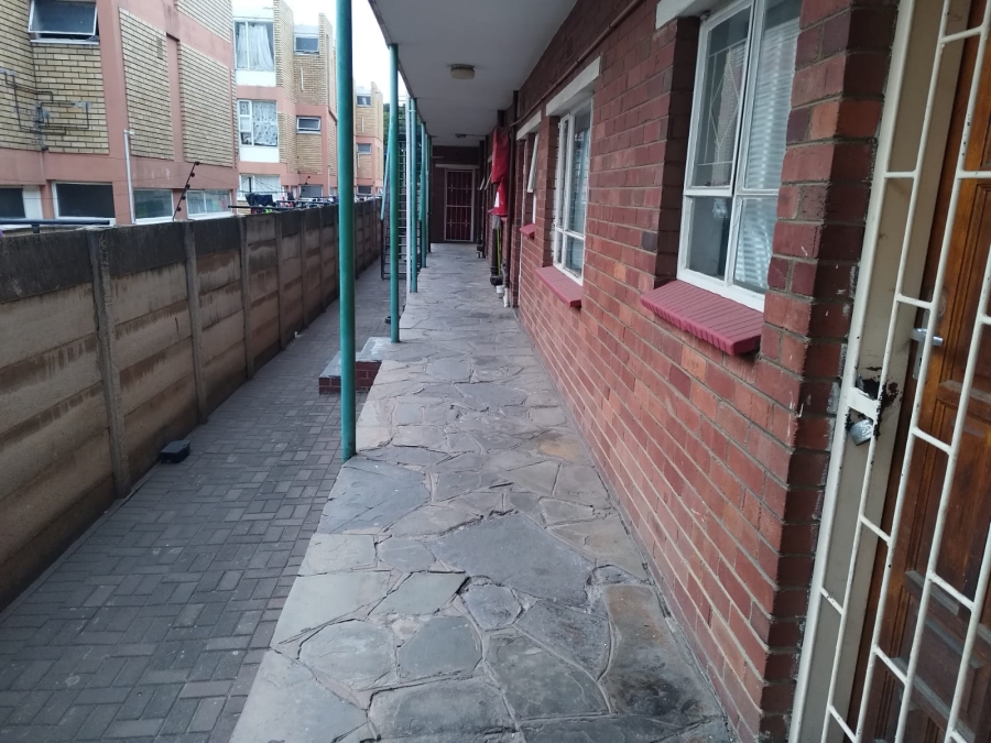 1 Bedroom Property for Sale in Kempton Park Central Gauteng