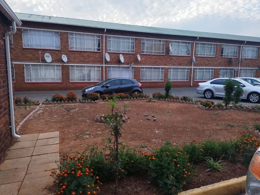 1 Bedroom Property for Sale in Kempton Park Central Gauteng